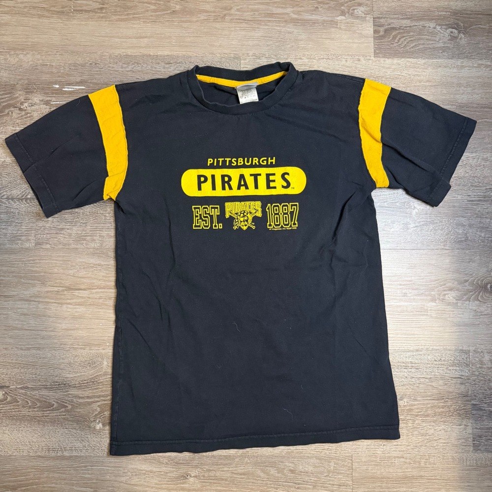 Pittsburgh Pirates MLB Graphic T-Shirt Mens Medium Black Yellow VF 2008
